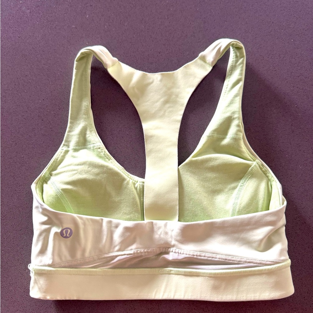 Lululemon size 4 Y sports bra